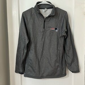 Brand new Size Small Patriots 1/4 zip up sweatshirt - 100% polyester